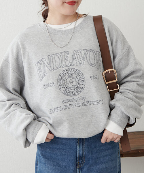 continuer de NICE CLAUP(コンティニューデナイスクラップ)の「白抜き刺繍スウェット(スウェット・レディース・ネイビー/グレー/ピンク/オートミール・FREE)」の5枚目の写真