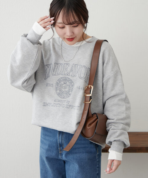 continuer de NICE CLAUP(コンティニューデナイスクラップ)の「白抜き刺繍スウェット(スウェット・レディース・ネイビー/グレー/ピンク/オートミール・FREE)」の6枚目の写真