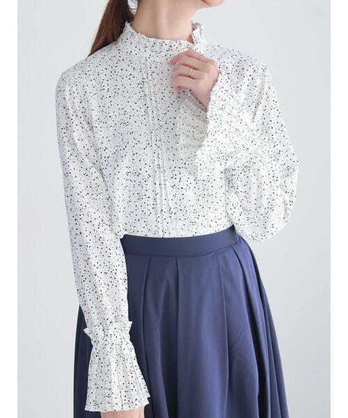 Te chichi(テチチ)の「ピンタックスタンドフリルブラウス(シャツ/ブラウス・レディース・ネイビー/サックスブルー/オフホワイト/クリーム・F)」の15枚目の写真