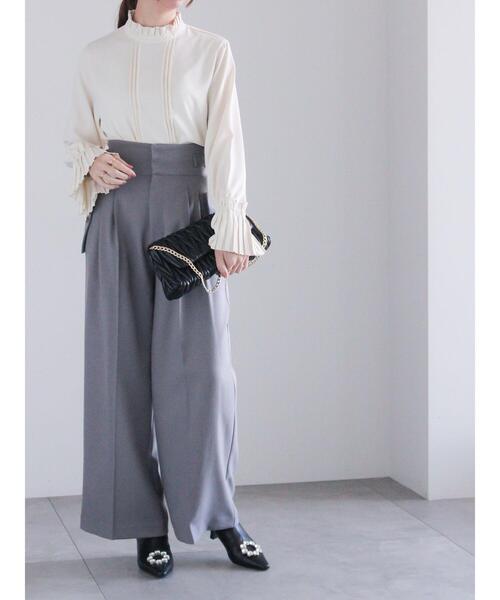 Te chichi(テチチ)の「ピンタックスタンドフリルブラウス(シャツ/ブラウス・レディース・ネイビー/サックスブルー/オフホワイト/クリーム・F)」の9枚目の写真