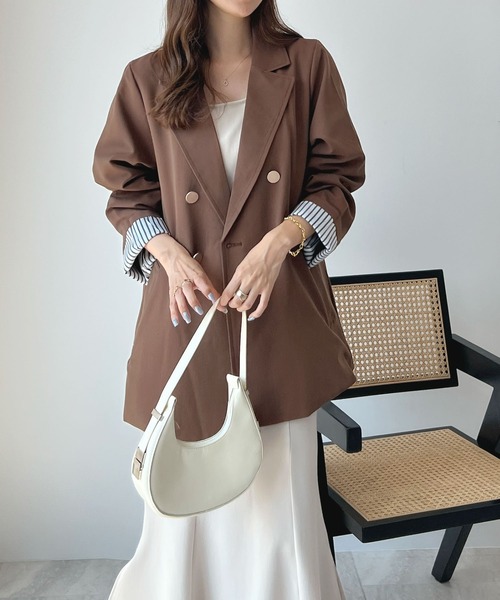 Futier land（フューティアランド）の「【3サイズ展開】BIGダブルテーラードジャケット（テーラードジャケット・レディース・ブラック/ベージュ/ネイビー/ブラック系1/ネイビー系1/グレー/ブラウン/オフホワイト・MEDIUM/LARGE/SMALL）」の5枚目の写真