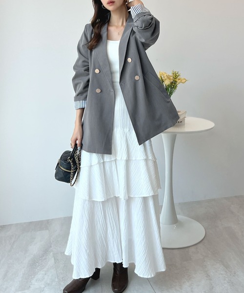 Futier land（フューティアランド）の「【3サイズ展開】BIGダブルテーラードジャケット（テーラードジャケット・レディース・ブラック/ベージュ/ネイビー/ブラック系1/ネイビー系1/グレー/ブラウン/オフホワイト・MEDIUM/LARGE/SMALL）」の4枚目の写真