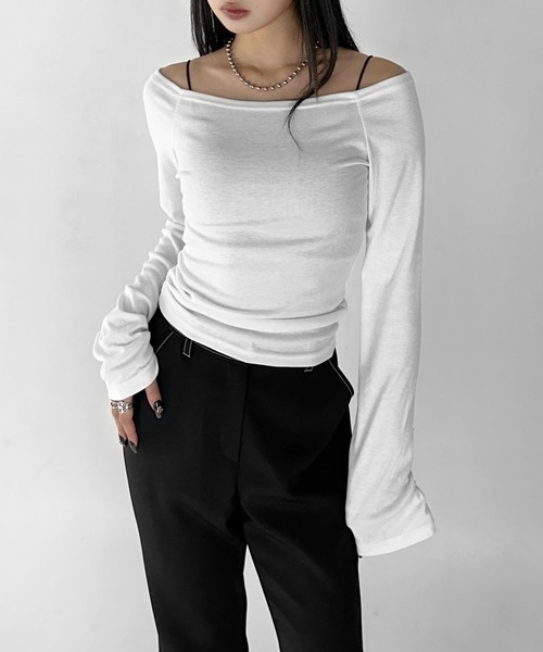 LVEU.(ラブユ.)の「【LVEU.】ベーシックオフショルトップス / トップス カットソー オフショルダー オフショル インナー レイヤード モード ブラック ホワイト ネイビー(Tシャツ/カットソー・レディース・ホワイト/ネイビー/ブラック・FREE)」の16枚目の写真