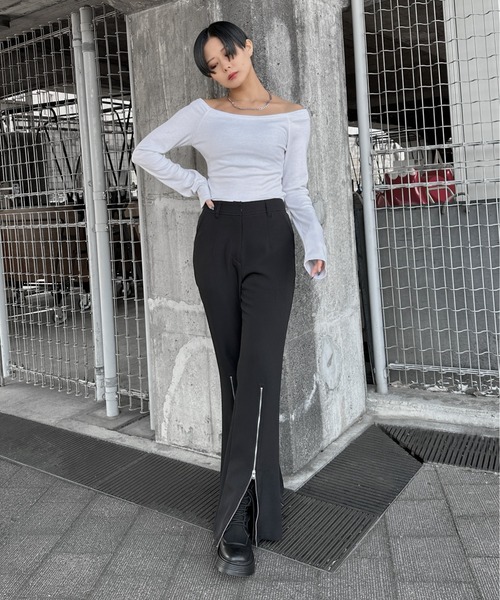 LVEU.(ラブユ.)の「【LVEU.】ベーシックオフショルトップス / トップス カットソー オフショルダー オフショル インナー レイヤード モード ブラック ホワイト ネイビー(Tシャツ/カットソー・レディース・ホワイト/ネイビー/ブラック・FREE)」の7枚目の写真
