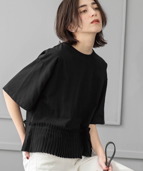 OPAQUE.CLIP(オペークドットクリップ)の「プリーツデザインドッキングトップス【洗濯機洗い可】(Tシャツ/カットソー・レディース・ホワイト/ブラック/オリーブ/ブラウン系その他/ネイビー・38/40)」の1枚目の写真