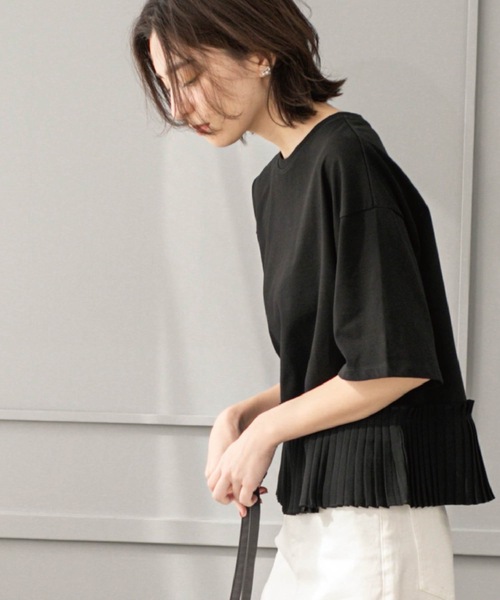 OPAQUE.CLIP(オペークドットクリップ)の「プリーツデザインドッキングトップス【洗濯機洗い可】(Tシャツ/カットソー・レディース・ホワイト/ブラック/オリーブ/ブラウン系その他/ネイビー・38/40)」の8枚目の写真