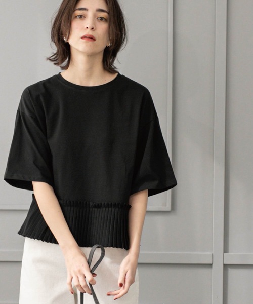 OPAQUE.CLIP(オペークドットクリップ)の「プリーツデザインドッキングトップス【洗濯機洗い可】(Tシャツ/カットソー・レディース・ホワイト/ブラック/オリーブ/ブラウン系その他/ネイビー・38/40)」の7枚目の写真