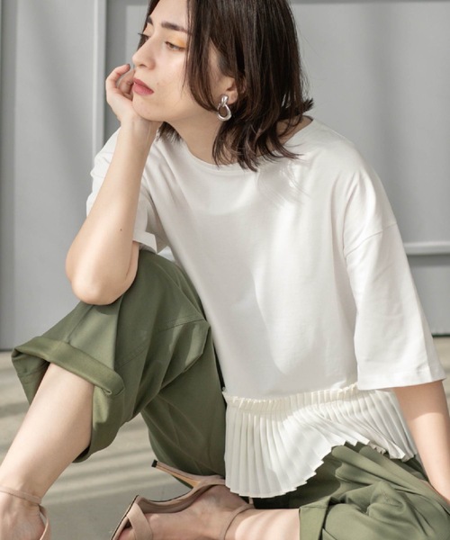 OPAQUE.CLIP(オペークドットクリップ)の「プリーツデザインドッキングトップス【洗濯機洗い可】(Tシャツ/カットソー・レディース・ホワイト/ブラック/オリーブ/ブラウン系その他/ネイビー・38/40)」の15枚目の写真