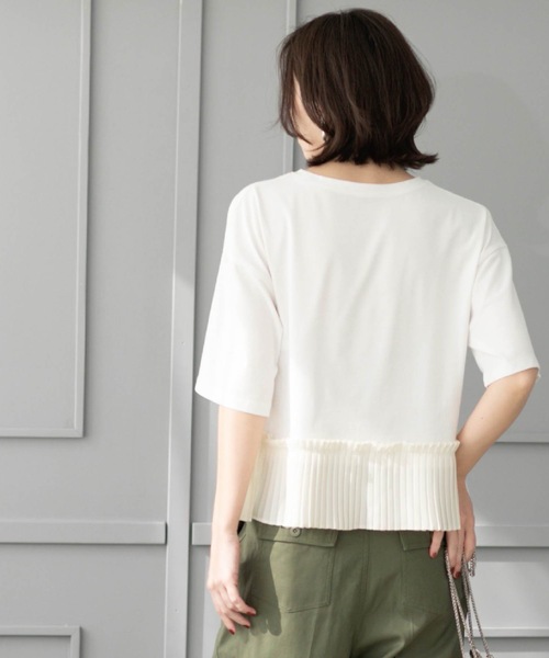 OPAQUE.CLIP(オペークドットクリップ)の「プリーツデザインドッキングトップス【洗濯機洗い可】(Tシャツ/カットソー・レディース・ホワイト/ブラック/オリーブ/ブラウン系その他/ネイビー・38/40)」の19枚目の写真
