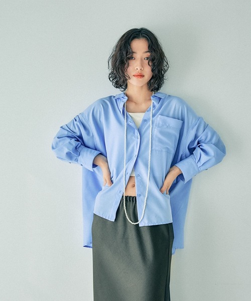 LEPSIM(レプシィム)の「サラキレポンチョ長袖シャツ 303844(シャツ/ブラウス・レディース・ブルー/オフホワイト/イエロー/ブルー系その他・FREE)」の18枚目の写真