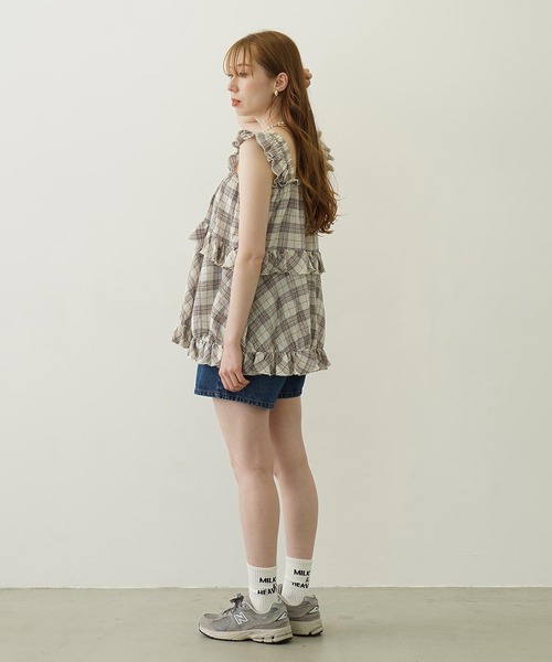 MILKFED.(ミルクフェド)の「PLAID TIERED TOP(Tシャツ/カットソー・レディース・グリーン/オフホワイト/ネイビー・ONE SIZE)」の12枚目の写真