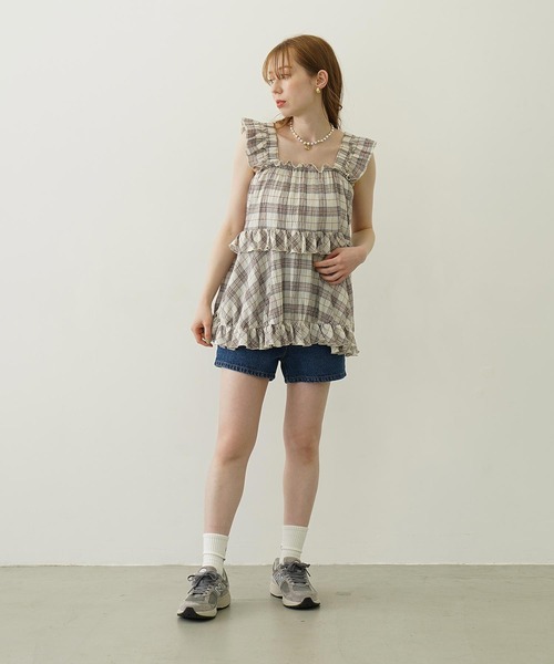 MILKFED.(ミルクフェド)の「PLAID TIERED TOP(Tシャツ/カットソー・レディース・グリーン/オフホワイト/ネイビー・ONE SIZE)」の15枚目の写真