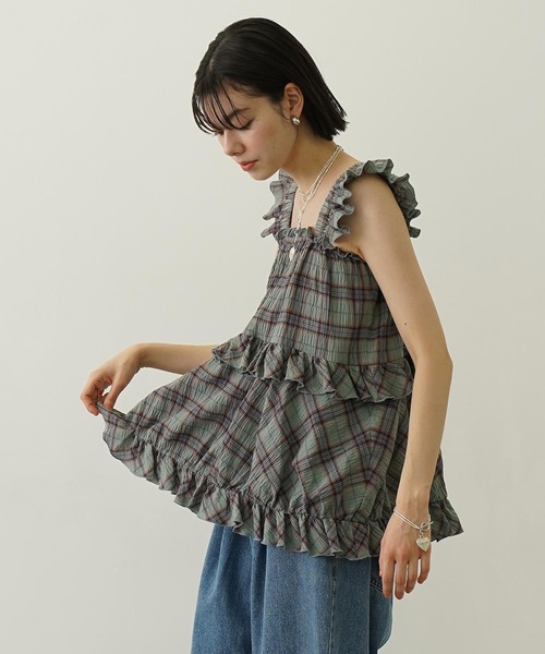 MILKFED.(ミルクフェド)の「PLAID TIERED TOP(Tシャツ/カットソー・レディース・グリーン/オフホワイト/ネイビー・ONE SIZE)」の19枚目の写真
