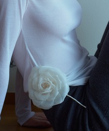 IRIS47 イリスフォーセブン リリーコサージュ ホワイト IRIS47｜イリスフォーセブン（レディース）のブローチ/コサージュ通販