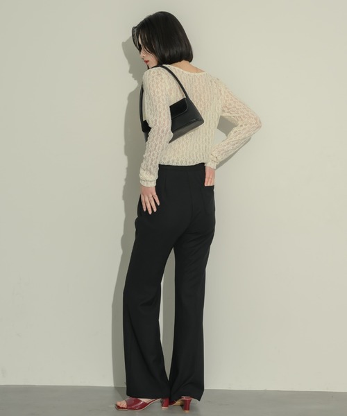 NEUNA(ヌナ)の「フレアラインパンツ(スラックス・レディース・アイボリー/ブラック・MEDIUM/SMALL/LARGE)」の9枚目の写真