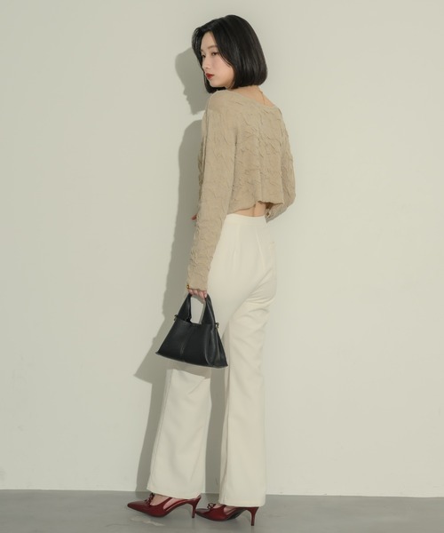 NEUNA(ヌナ)の「フレアラインパンツ(スラックス・レディース・アイボリー/ブラック・MEDIUM/SMALL/LARGE)」の20枚目の写真