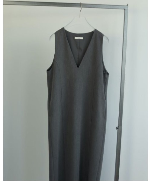 anuke（アンヌーク）の「anuke Cutoff Vneck Onepiece 62510324（ワンピース・レディース・ブラック/グレー・36/38）」の5枚目の写真