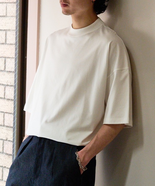 NewAnce(ニュアンス)の「【NewAnce】Oversize Mock Neck Tee /オーバーサイズモックネックTee(Tシャツ/カットソー・メンズ・ホワイト/ブラック/ネイビー・M/L)」の12枚目の写真