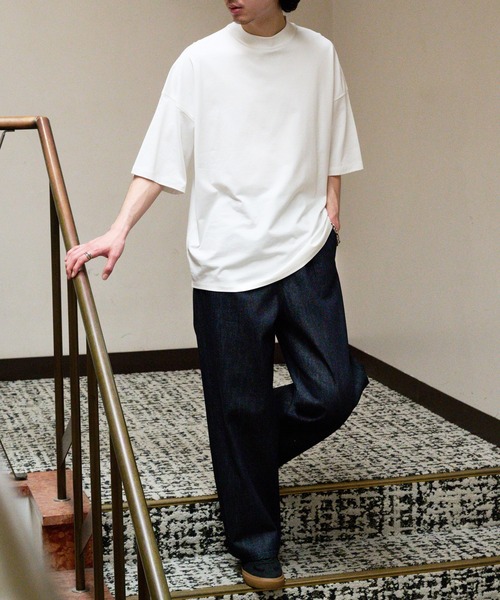 NewAnce(ニュアンス)の「【NewAnce】Oversize Mock Neck Tee /オーバーサイズモックネックTee(Tシャツ/カットソー・メンズ・ホワイト/ブラック/ネイビー・M/L)」の16枚目の写真