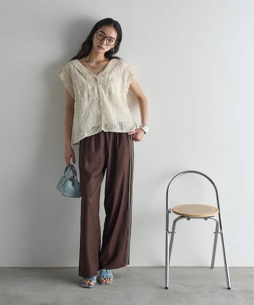 THE YOn（ザヨン）の「コードレースフレンチスリーブコットンブラウス（シャツ/ブラウス・レディース・アイボリー/ブラック・FREE）」の14枚目の写真