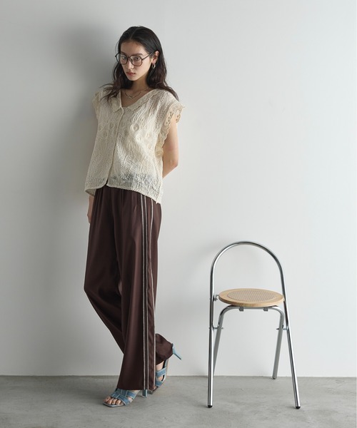 THE YOn（ザヨン）の「コードレースフレンチスリーブコットンブラウス（シャツ/ブラウス・レディース・アイボリー/ブラック・FREE）」の20枚目の写真