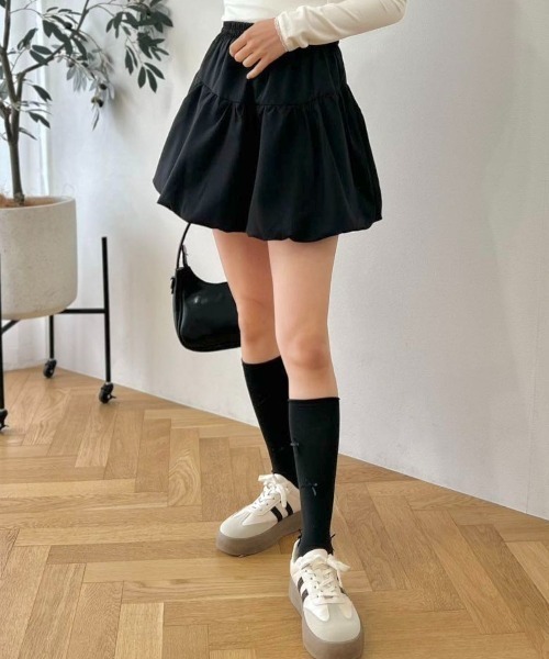 mebole(メボレ)の「マシュマロバルーンスカート(スカート・レディース・ブラック/ホワイト・FREE)」の17枚目の写真
