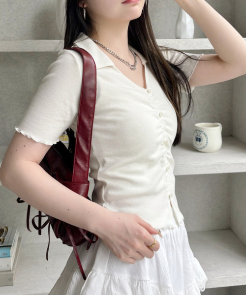 Ada.(エイダ)の「襟付き フロントボタン ギャザー デザイン トップス(Tシャツ/カットソー・レディース・ブラック/ホワイト・FREE)」の21枚目の写真