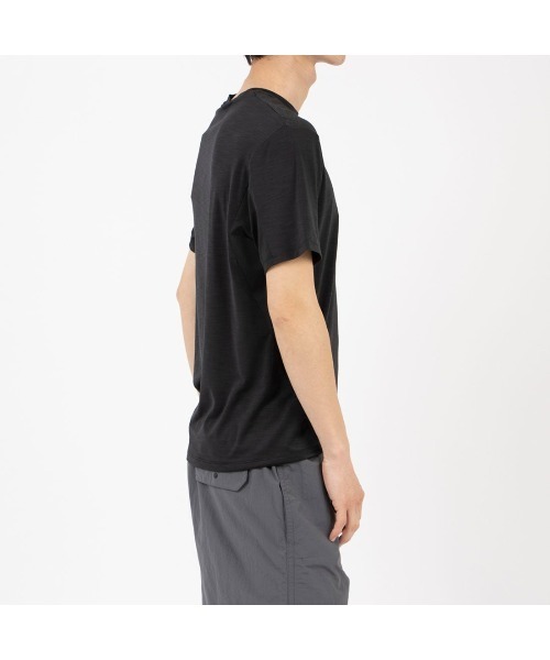 Reebok(リーボック)の「アスリート Tシャツ 2.0 RBK-チル / ATHLETE TEE 2.0 RBK-CHILL(Tシャツ/カットソー・メンズ・ブラック/グレー・XX-LARGE/LARGE/MEDIUM/SMALL/X-LARGE)」の6枚目の写真