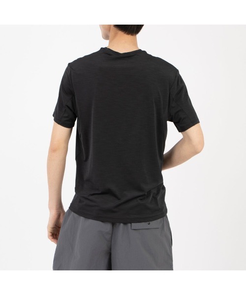 Reebok(リーボック)の「アスリート Tシャツ 2.0 RBK-チル / ATHLETE TEE 2.0 RBK-CHILL(Tシャツ/カットソー・メンズ・ブラック/グレー・XX-LARGE/LARGE/MEDIUM/SMALL/X-LARGE)」の7枚目の写真