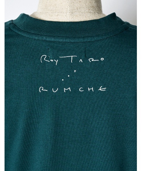 RUMCHE（ラムシェ）の「"Roy Taro" Art Print T-shirt / "Roy Taro"アートプリントTシャツ（Tシャツ/カットソー・レディース・ホワイト/ダークグリーン/ブラック・SMALL/MEDIUM）」の9枚目の写真