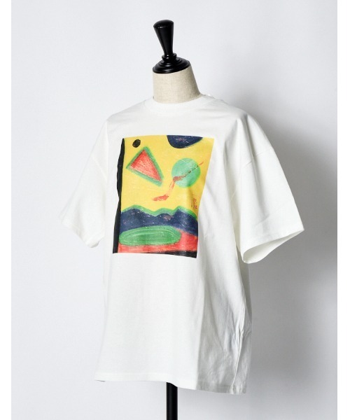 RUMCHE（ラムシェ）の「"Roy Taro" Art Print T-shirt / "Roy Taro"アートプリントTシャツ（Tシャツ/カットソー・レディース・ホワイト/ダークグリーン/ブラック・SMALL/MEDIUM）」の13枚目の写真