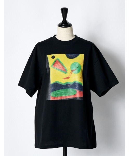 RUMCHE（ラムシェ）の「"Roy Taro" Art Print T-shirt / "Roy Taro"アートプリントTシャツ（Tシャツ/カットソー・レディース・ホワイト/ダークグリーン/ブラック・SMALL/MEDIUM）」の20枚目の写真