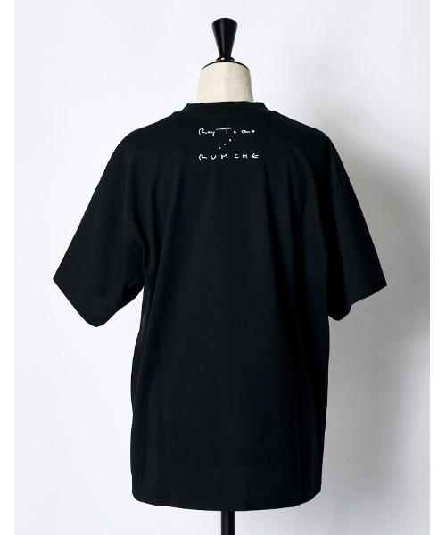 RUMCHE（ラムシェ）の「"Roy Taro" Art Print T-shirt / "Roy Taro"アートプリントTシャツ（Tシャツ/カットソー・レディース・ホワイト/ダークグリーン/ブラック・SMALL/MEDIUM）」の22枚目の写真