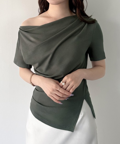 mipiarl（ミピアール）の「(薄手)裾デザインドレープカットソー（Tシャツ/カットソー・レディース・ブラック/ピンクベージュ/ホワイト/杢グレー/チャコール・SMALL/MEDIUM/LARGE/X-LARGE）」の4枚目の写真