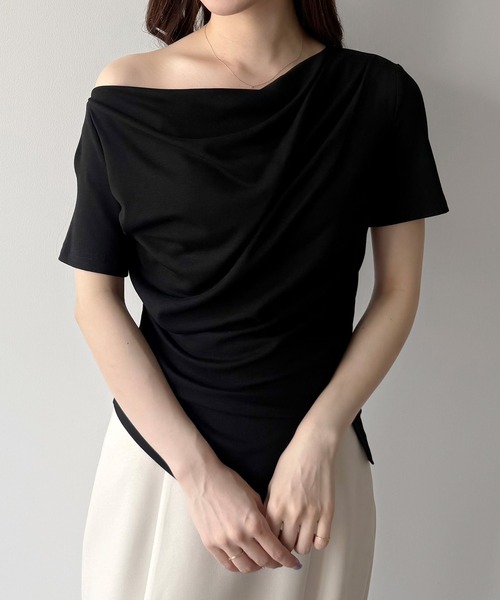 mipiarl（ミピアール）の「(薄手)裾デザインドレープカットソー（Tシャツ/カットソー・レディース・ブラック/ピンクベージュ/ホワイト/杢グレー/チャコール・SMALL/MEDIUM/LARGE/X-LARGE）」の15枚目の写真