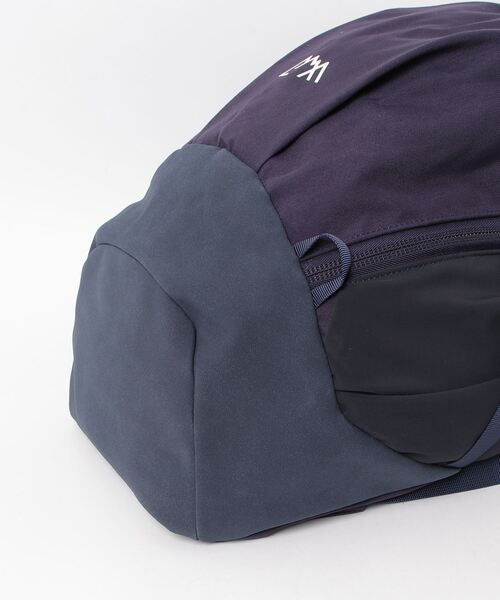 CMF OUTDOOR GARMENT（シーエムエフアウトドアガーメント）の「CMF OUTDOOR GARMENT/シーエムエフ アウトドアガーメント  BACKPACKERZ 32 SMOOTH NYLON（バックパック/リュック・メンズ・ネイビー/ブラック・F）」の7枚目の写真