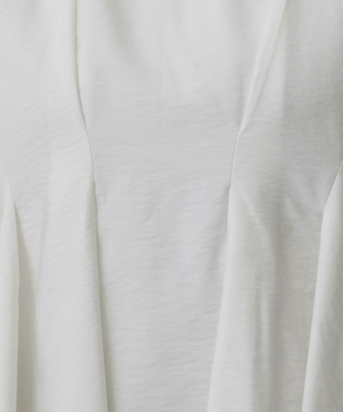 A part by（アパートバイ）の「タックデザインブラウス（シャツ/ブラウス・レディース・ベージュ系その他/ブラック/オフホワイト/オレンジ系その他4/ライトブルー・FREE）」の15枚目の写真