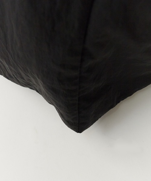 ROOPTOKYO（ループトウキョウ）の「【大容量】パフィーショルダーバッグ（ショルダーバッグ・レディース・ホワイト/ブラック・FREE）」の14枚目の写真