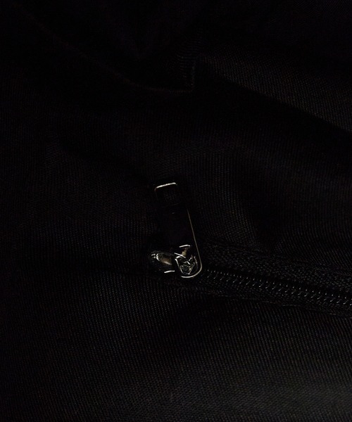 ROOPTOKYO（ループトウキョウ）の「【大容量】パフィーショルダーバッグ（ショルダーバッグ・レディース・ホワイト/ブラック・FREE）」の18枚目の写真