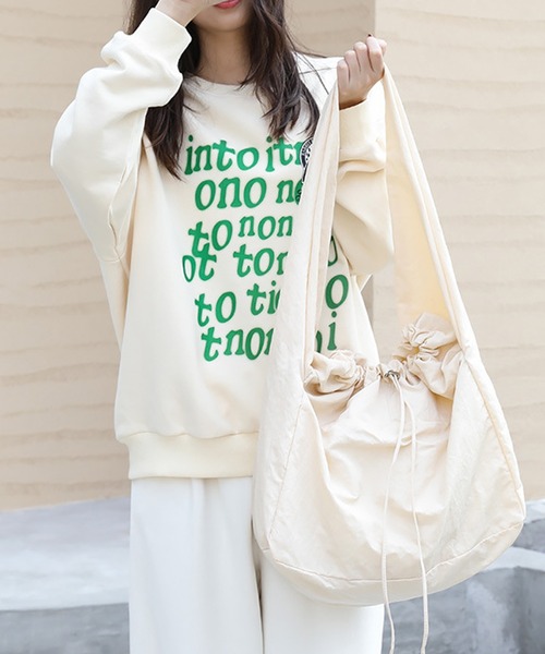 ROOPTOKYO（ループトウキョウ）の「【大容量】パフィーショルダーバッグ（ショルダーバッグ・レディース・ホワイト/ブラック・FREE）」の9枚目の写真