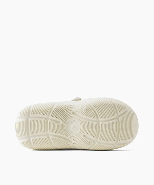 TAW&TOE(トーアンドトー)の「TAW&TOE/トーアンドトー/ZEROVITY Plumpy 厚底サンダル(サンダル・メンズ・ブラック/ホワイト系2・S/XXS/XS)」の4枚目の写真
