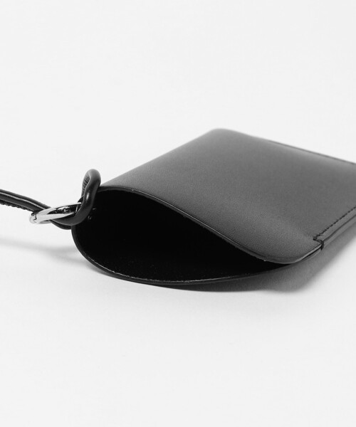 green label relaxing（グリーンレーベルリラクシング）の「グラスケース ショルダー / メガネケース（メガネ・レディース・ブラック/ブラウン系・FREE）」の3枚目の写真