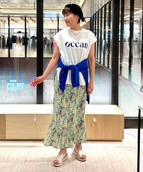 Jines(ジネス)の「AMARAボタニカルプリント ロングスカート(スカート・レディース・グリーン・38)」の17枚目の写真