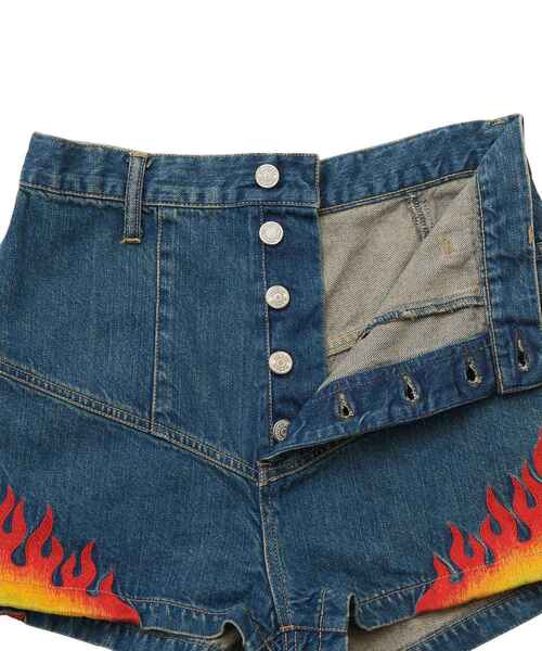 FIRE PATTERN刺繍 ハイライズデニムショートパンツ（その他