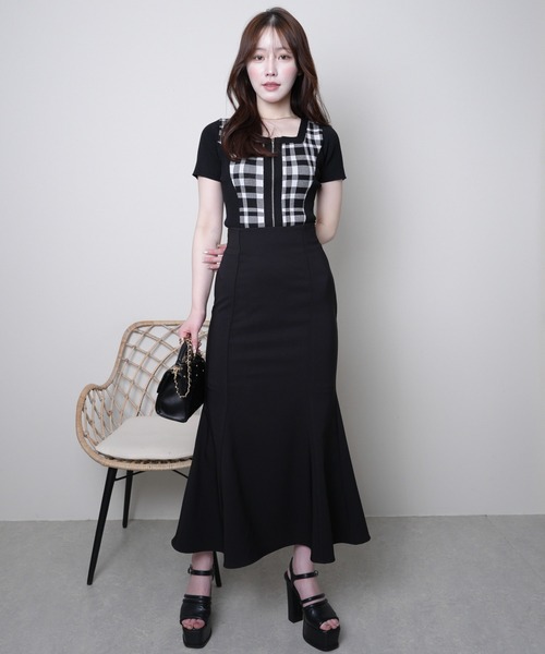 LIPSERVICE（リップサービス）の「バックスピンドルストレッチマーメイドスカート（スカート・レディース・アイボリー/ブラック・S/M/XS）」の3枚目の写真