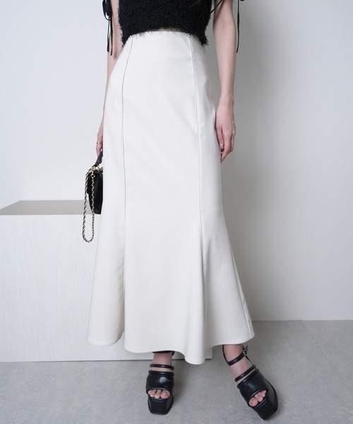 LIPSERVICE（リップサービス）の「バックスピンドルストレッチマーメイドスカート（スカート・レディース・アイボリー/ブラック・S/M/XS）」の9枚目の写真