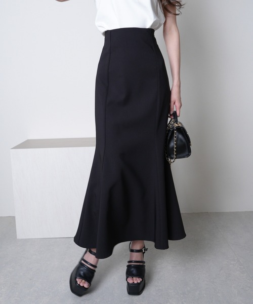 LIPSERVICE（リップサービス）の「バックスピンドルストレッチマーメイドスカート（スカート・レディース・アイボリー/ブラック・S/M/XS）」の14枚目の写真