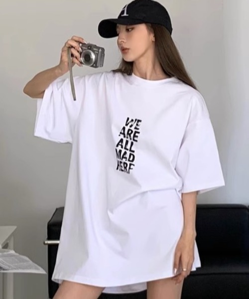 DEVICE(デバイス)の「シンプル ロゴ プリント 古着風 Tシャツ 韓国ファッション 韓国ストリート ストリートファッション Y2K(Tシャツ/カットソー・レディース・ダークグレー/ホワイト/ブラック・FREE)」の2枚目の写真
