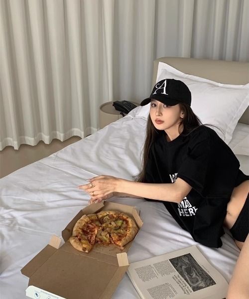 DEVICE(デバイス)の「シンプル ロゴ プリント 古着風 Tシャツ 韓国ファッション 韓国ストリート ストリートファッション Y2K(Tシャツ/カットソー・レディース・ダークグレー/ホワイト/ブラック・FREE)」の6枚目の写真