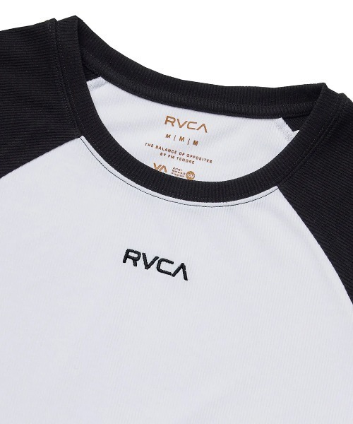 RVCA(ルーカ)の「RVCA レディース MINI RVCA BABY RAGLAN ST Tシャツ 【2025年夏モデル】/ルーカショート丈(短丈)ラグランTシャツ(Tシャツ/カットソー・レディース・ブルー/ブラック/レッド・SMALL/MEDIUM/LARGE)」の4枚目の写真